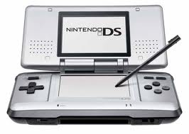 Игровая приставка Nintendo DS
